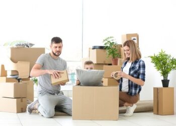 Some tips for moving house in the rain: what to expect, how to prepare, and how to stay safe