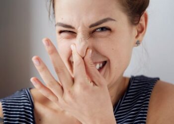 why do my farts smell so bad